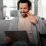 LEVERAGING AI CHATBOTS FOR BUSINESSES